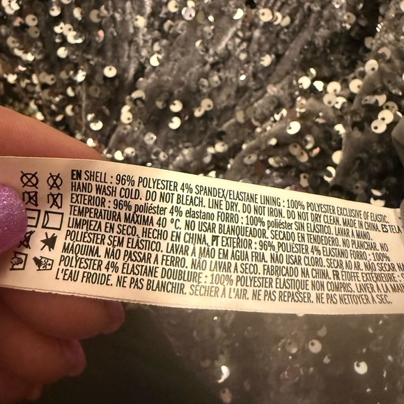 Forever 21 Silver Sequin Mini Dress - Picture 4 of 8